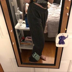 NIKE sweatpants
